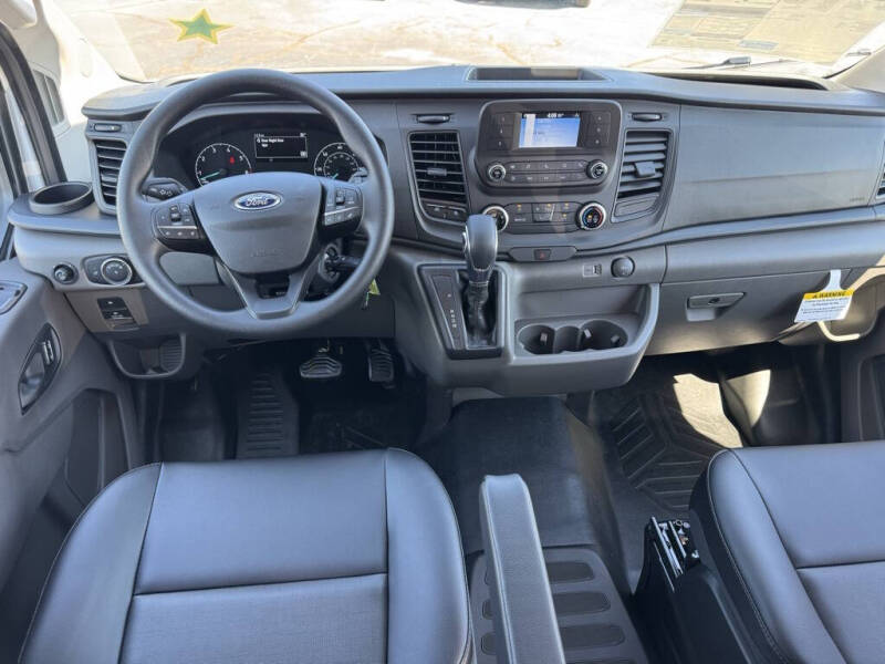 2025 Ford Transit