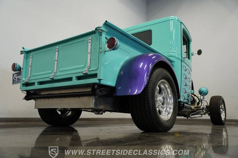 1932 Ford F-100