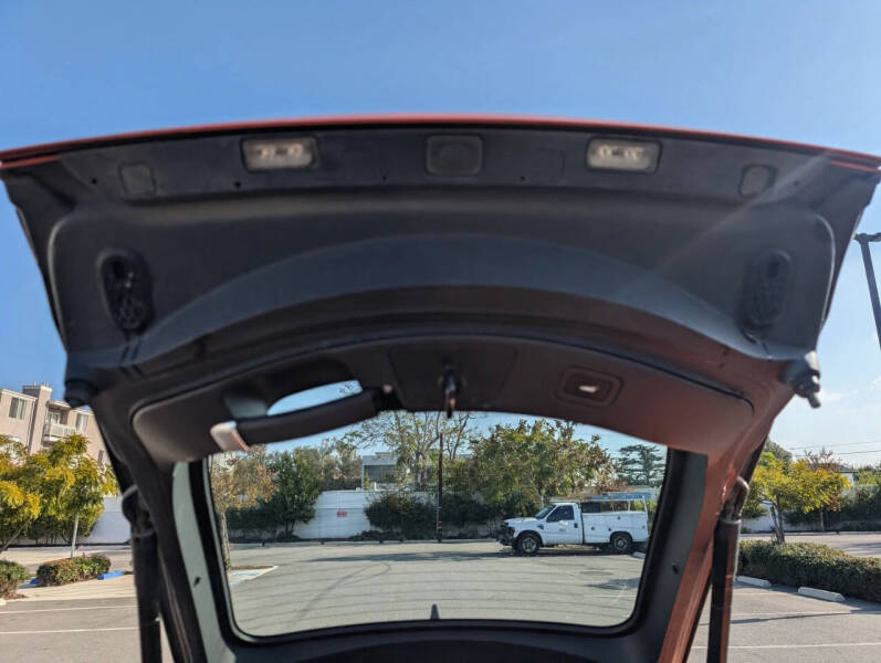 2016 Jaguar F-TYPE R