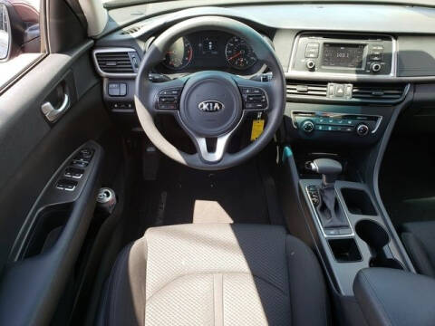 2017 Kia Optima LX
