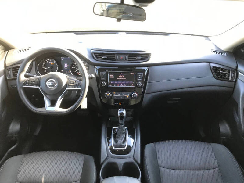 2020 Nissan Rogue S