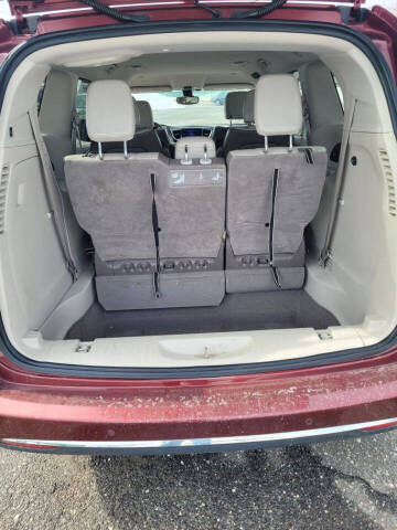 2017 Chrysler Pacifica Touring-L Plus