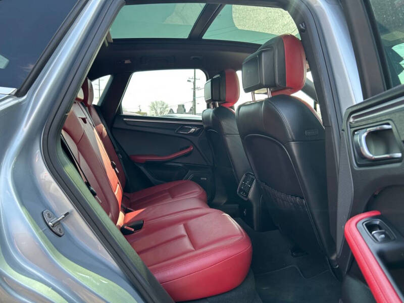 2018 Porsche Macan GTS