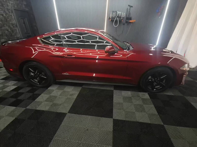 2018 Ford Mustang EcoBoost