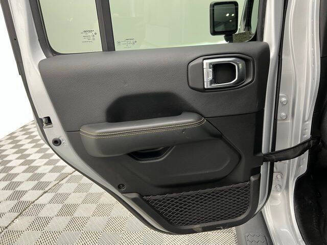 2024 Jeep Wrangler Sahara 4xe