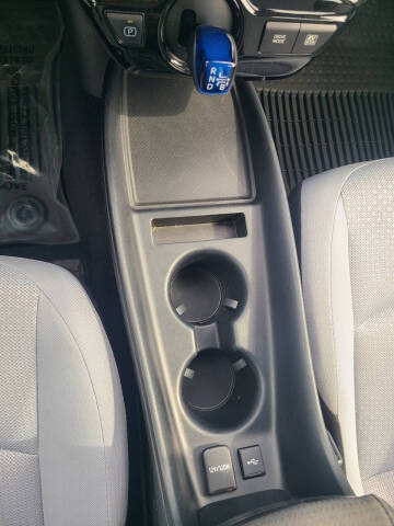 2022 Toyota Prius L Eco