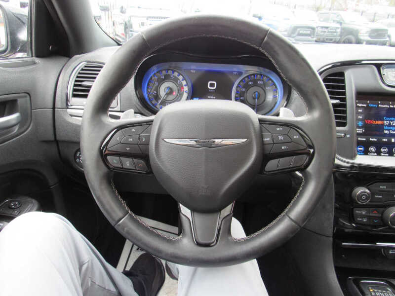 2018 Chrysler 300 S