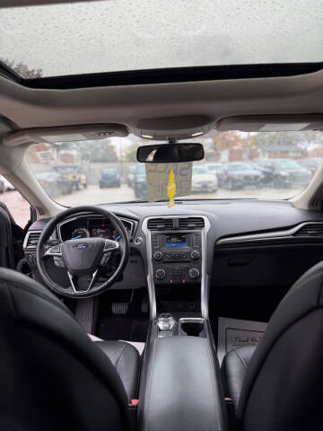 2018 Ford Fusion SE