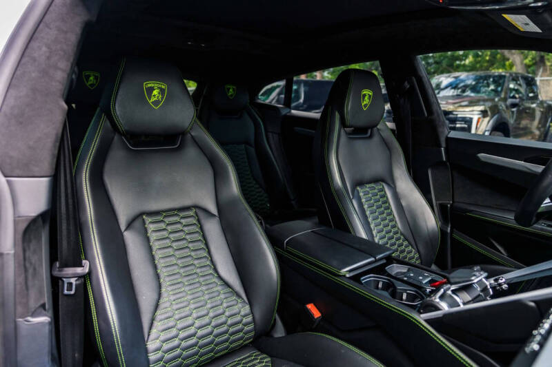 2019 Lamborghini Urus