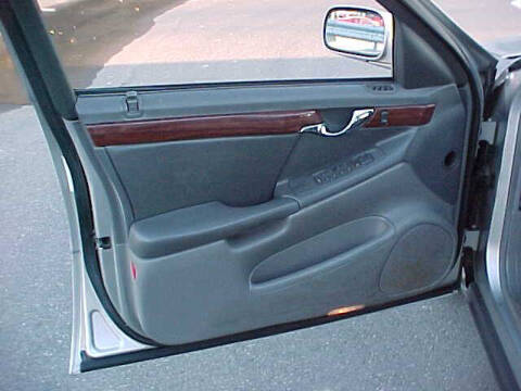 2005 Cadillac DeVille