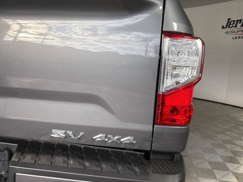 2024 Nissan Titan SV