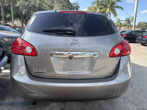 2014 Nissan Rogue Select S