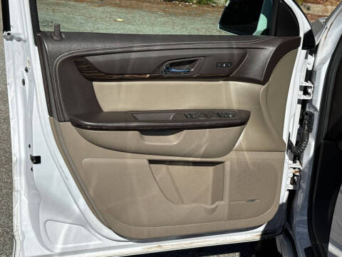 2016 GMC Acadia Denali