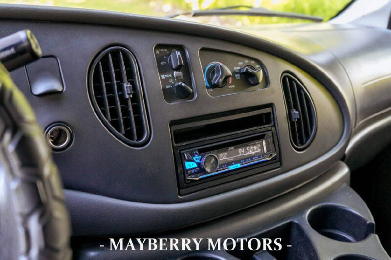 2006 Ford E-Series E-350 SD