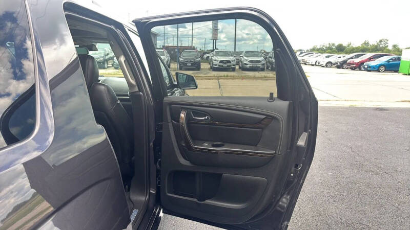 2016 GMC Acadia Denali