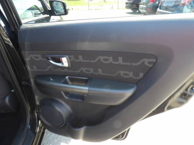 2012 Kia Soul +