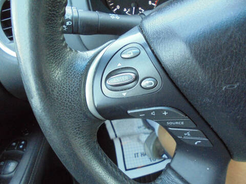 2016 Nissan Pathfinder SL