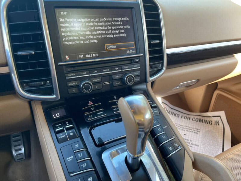 2012 Porsche Cayenne S