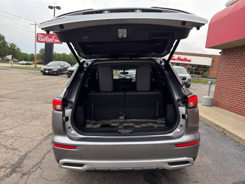 2024 Mitsubishi Outlander SE