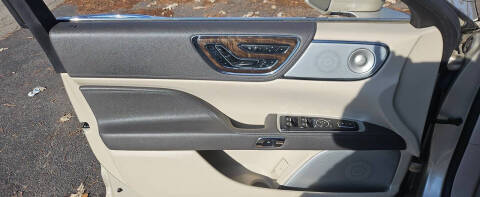 2017 Lincoln Continental Reserve