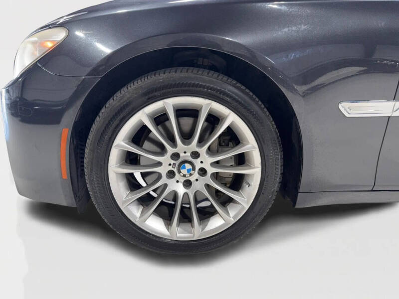 2013 BMW 7 Series 740Li xDrive