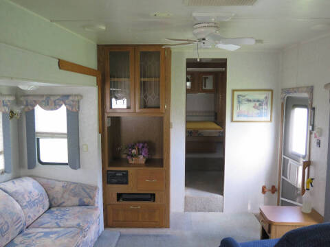 2000 Carriage Cameo F29RKS