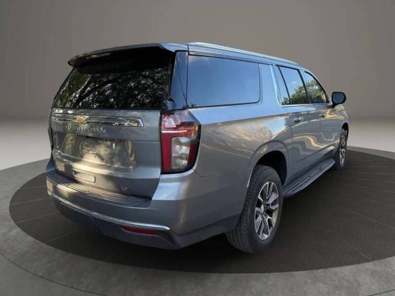 2021 Chevrolet Suburban LT