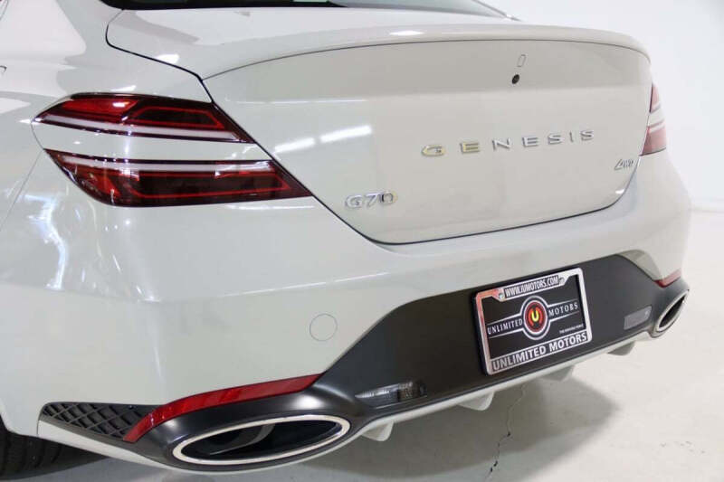 2025 Genesis G70