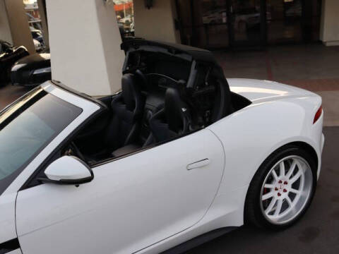 2014 Jaguar F-TYPE V8 S