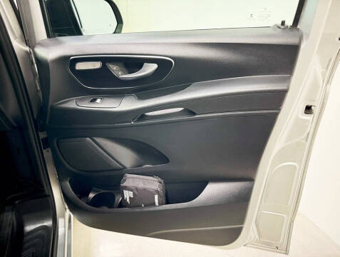 2017 Mercedes-Benz Metris Passenger