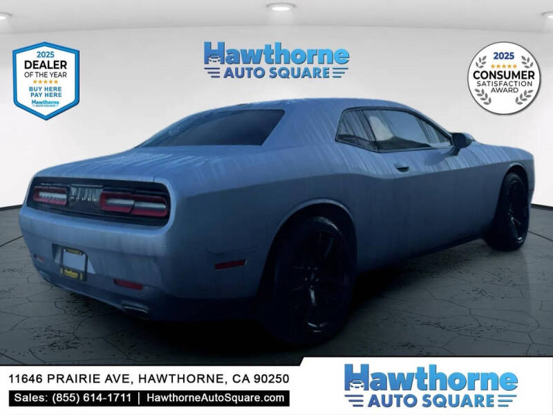 2015 Dodge Challenger SXT