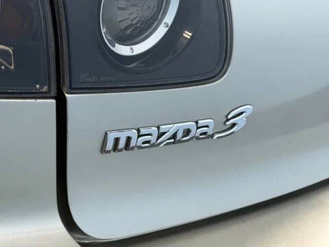 2004 Mazda MAZDA3 i