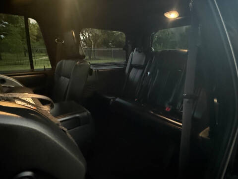 2017 Lincoln Navigator Select