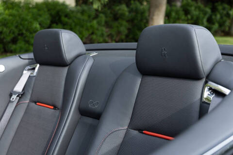 2019 Rolls-Royce Black Badge Dawn
