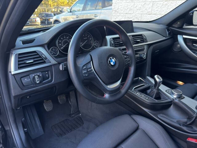 2018 BMW 3 Series 330i