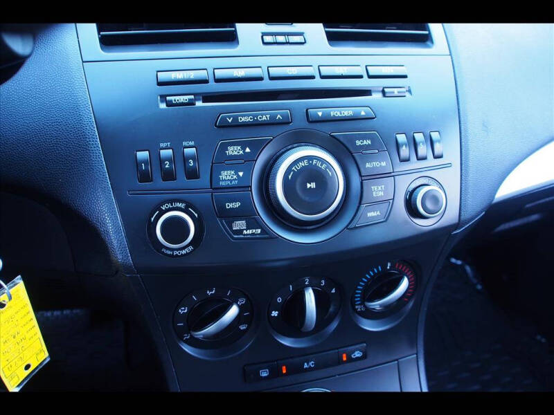 2012 Mazda MAZDA3 i Touring