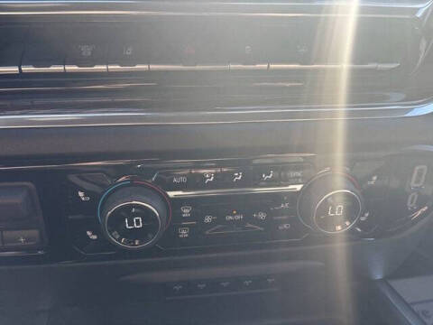 2025 Chevrolet Silverado 3500HD CC LT