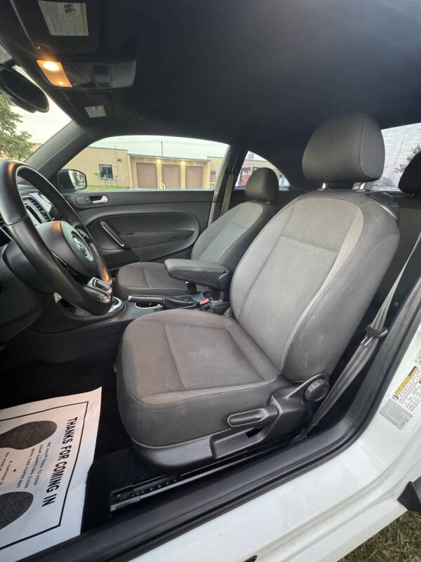 2016 Volkswagen Beetle 1.8T Classic PZEV