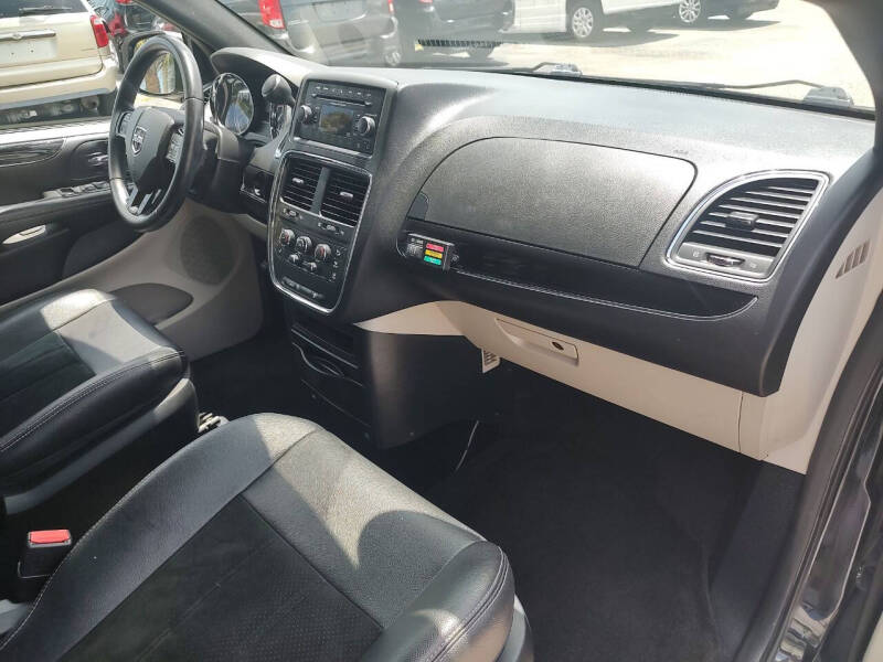 2017 Dodge Grand Caravan SXT