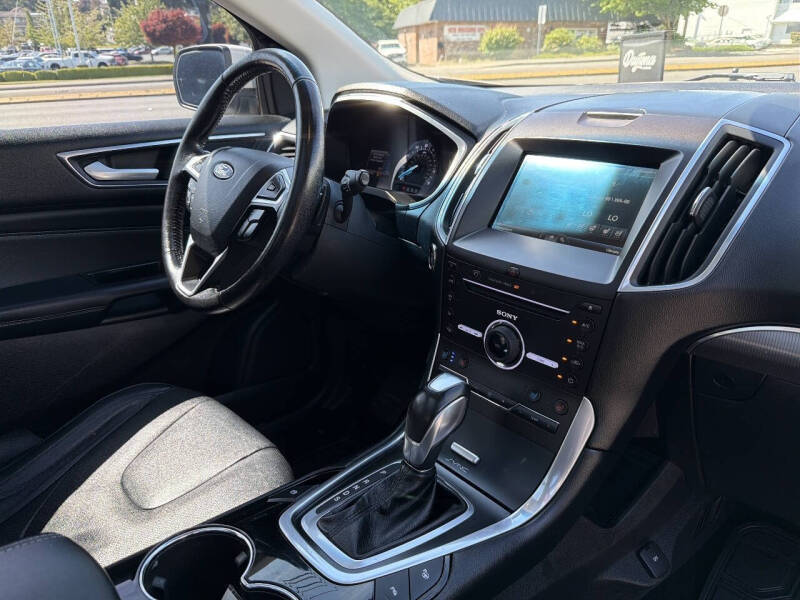 2015 Ford Edge Titanium