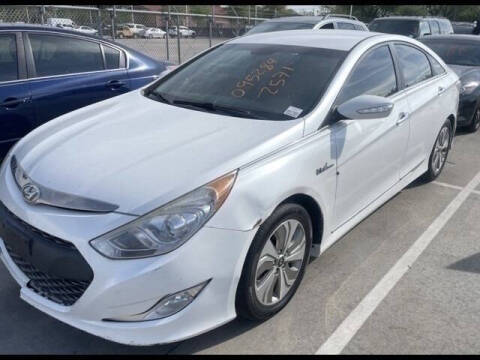 2013 Hyundai Sonata Hybrid for sale at FREDY CARS FOR LESS in Houston TX