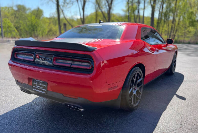 2016 Dodge Challenger R/T Plus Shaker