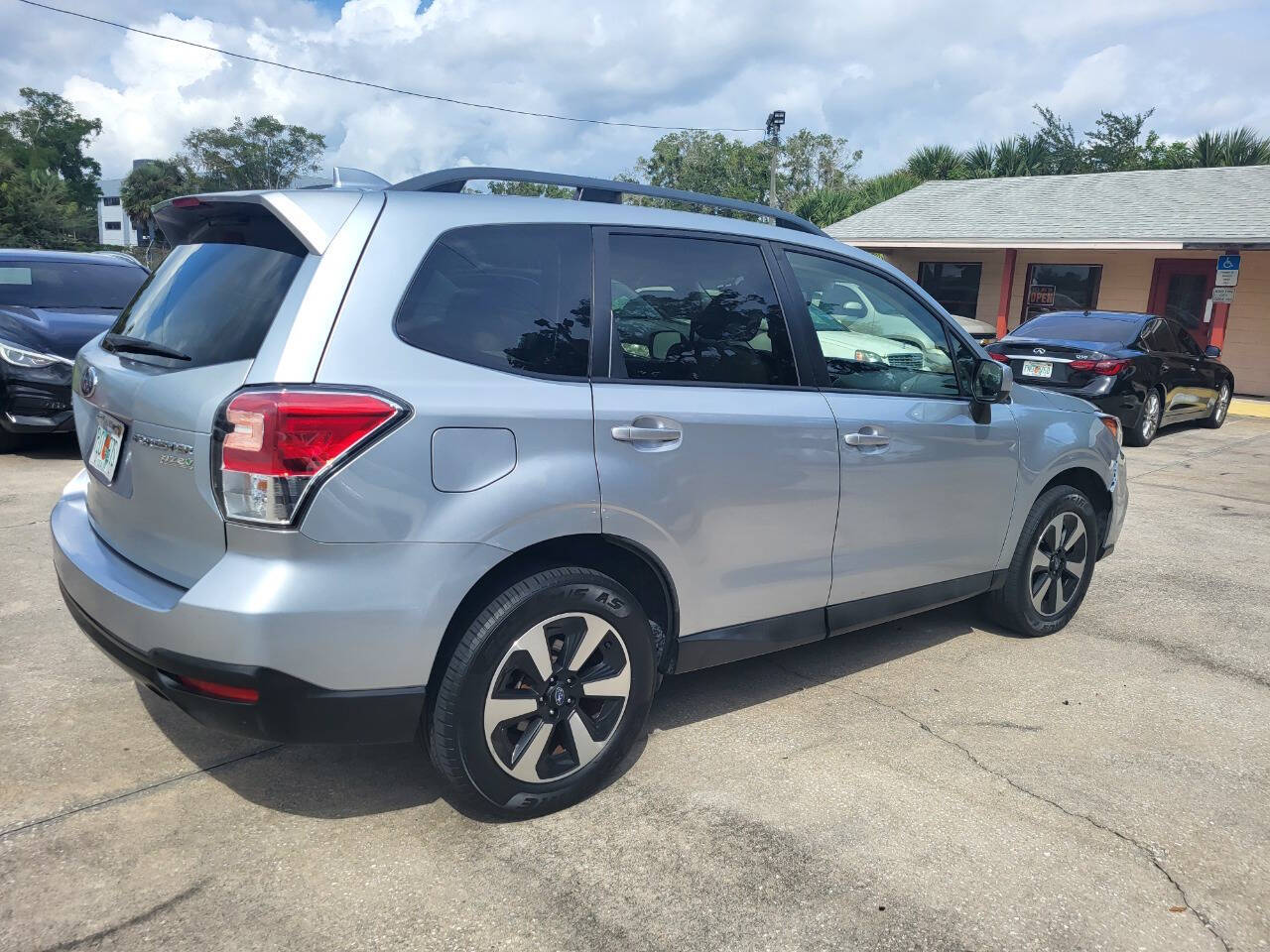 2017 Subaru Forester for sale at FAMILY AUTO BROKERS in Longwood, FL