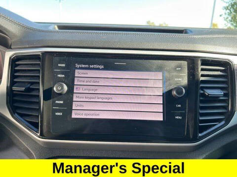 2022 Volkswagen Atlas Cross Sport SE 4Motion