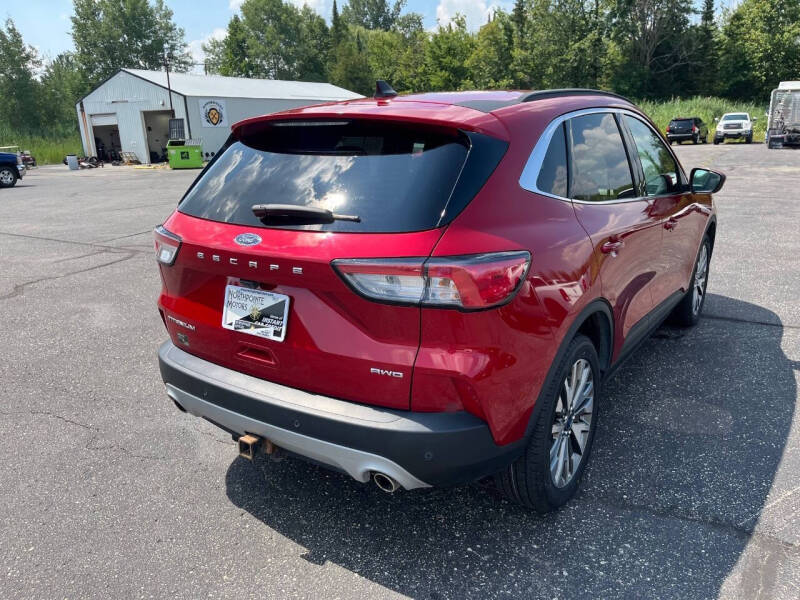 2022 Ford Escape Titanium