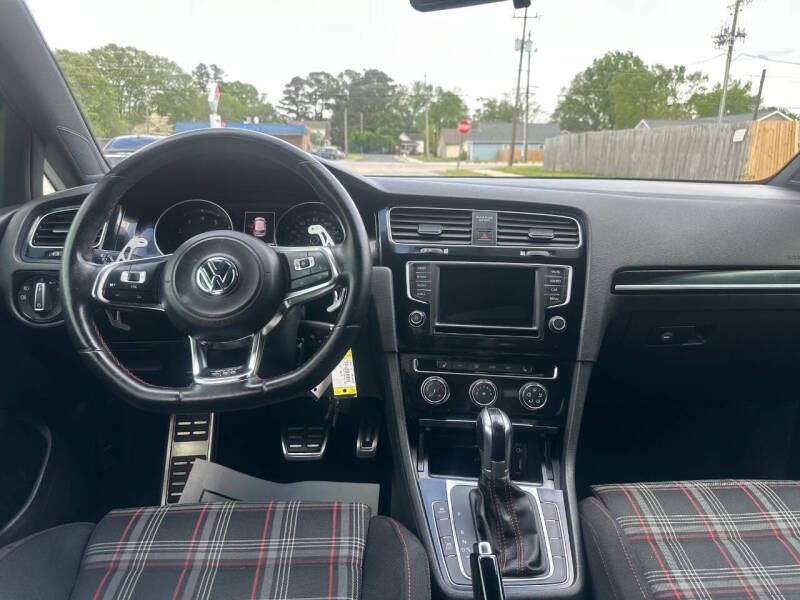2016 Volkswagen Golf GTI S