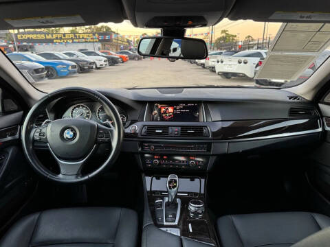 2016 BMW 5 Series 528i
