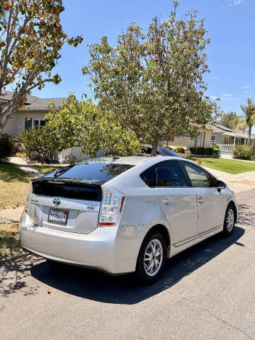 2011 Toyota Prius Two