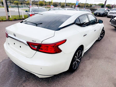 2017 Nissan Maxima