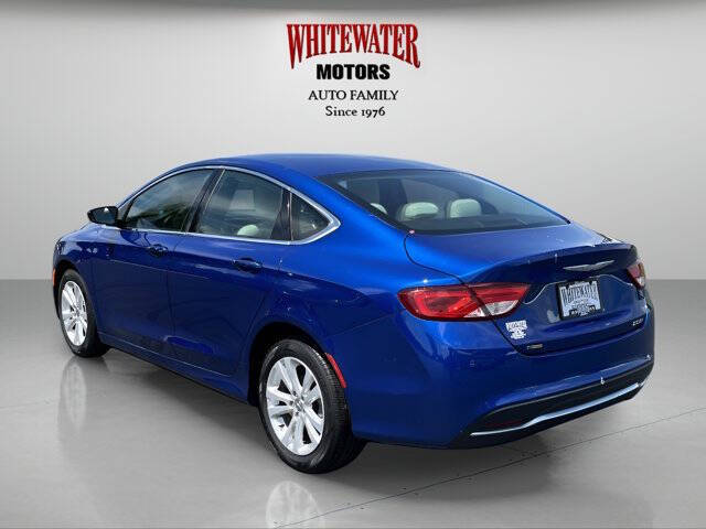 2016 Chrysler 200 Limited